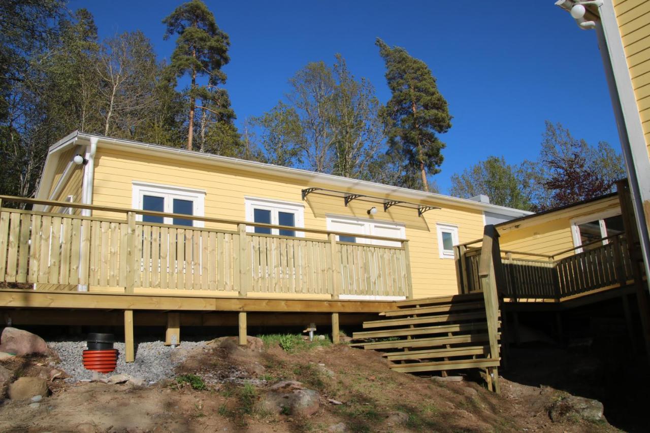 Varhaga Vandrarhem Sjuntorp Extérieur photo