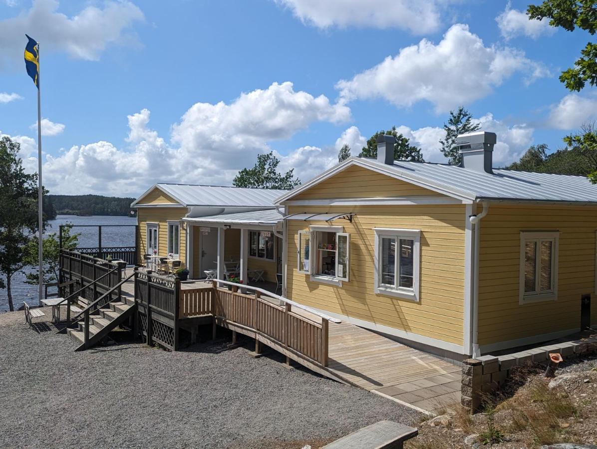 Varhaga Vandrarhem Sjuntorp Extérieur photo
