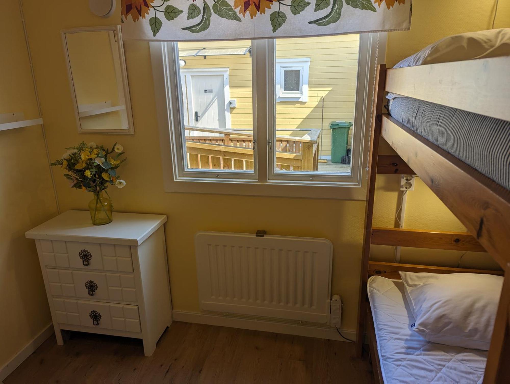 Varhaga Vandrarhem Sjuntorp Extérieur photo
