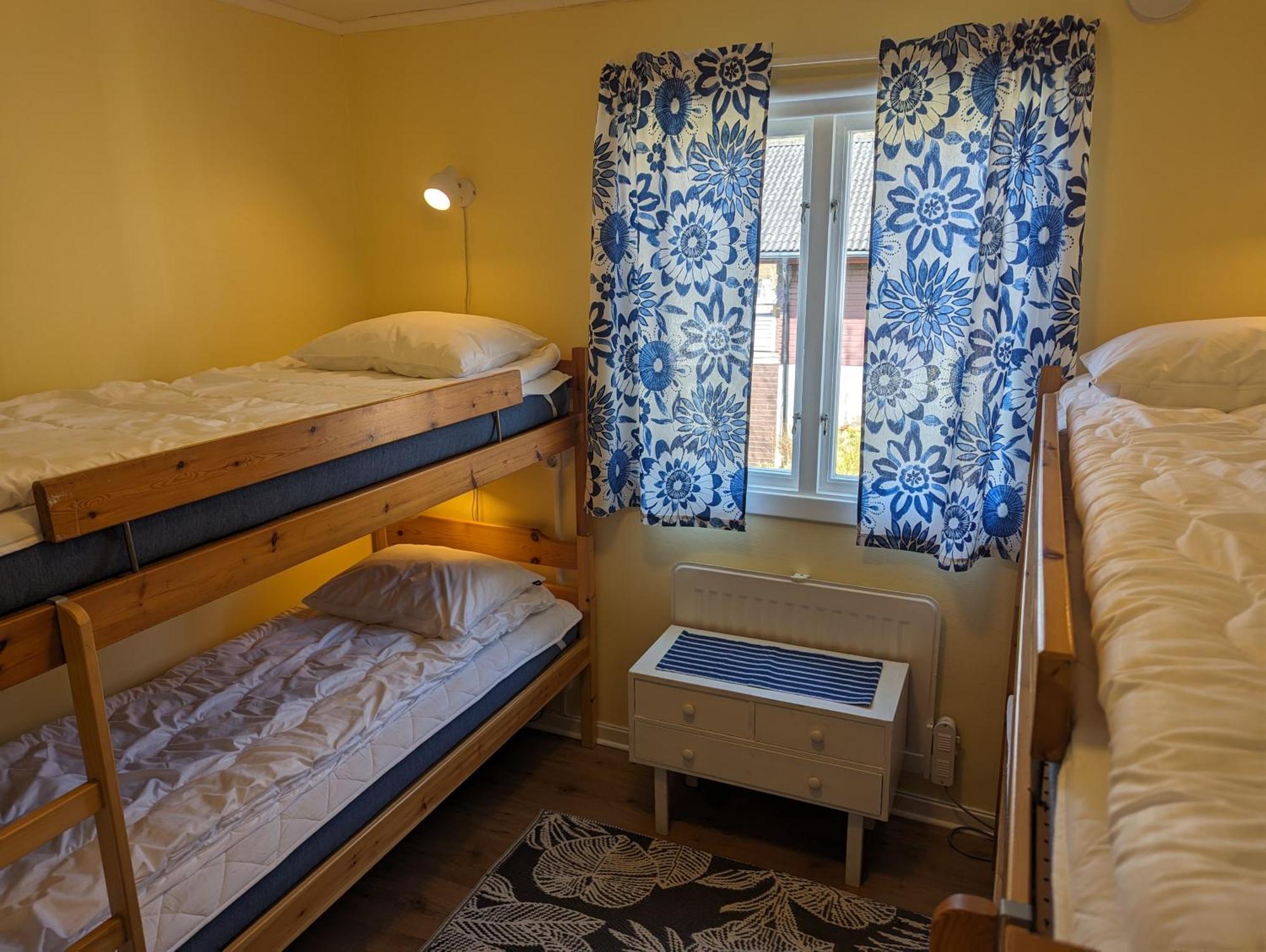 Varhaga Vandrarhem Sjuntorp Extérieur photo